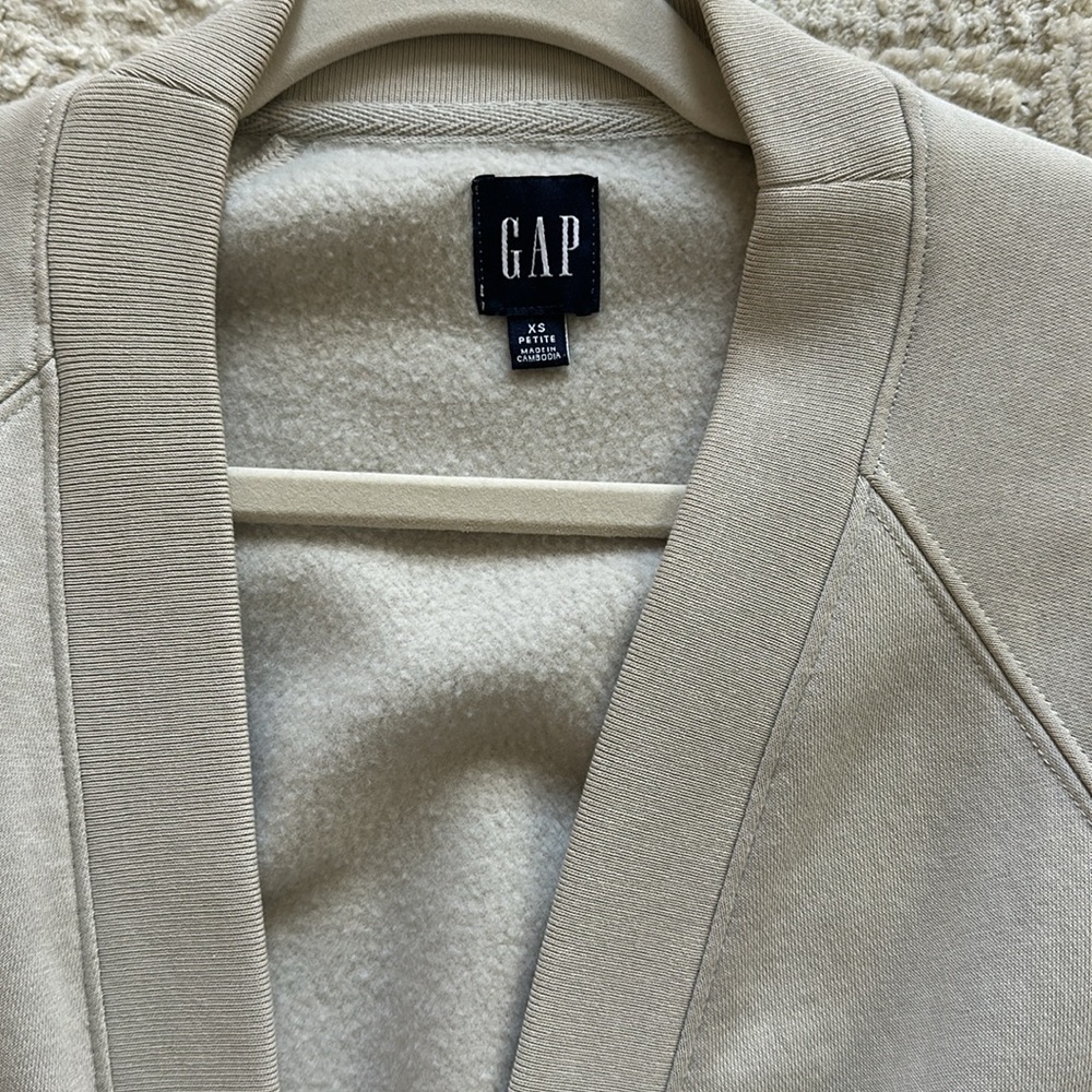 Gap Sweat Set - Picture 4 of 4